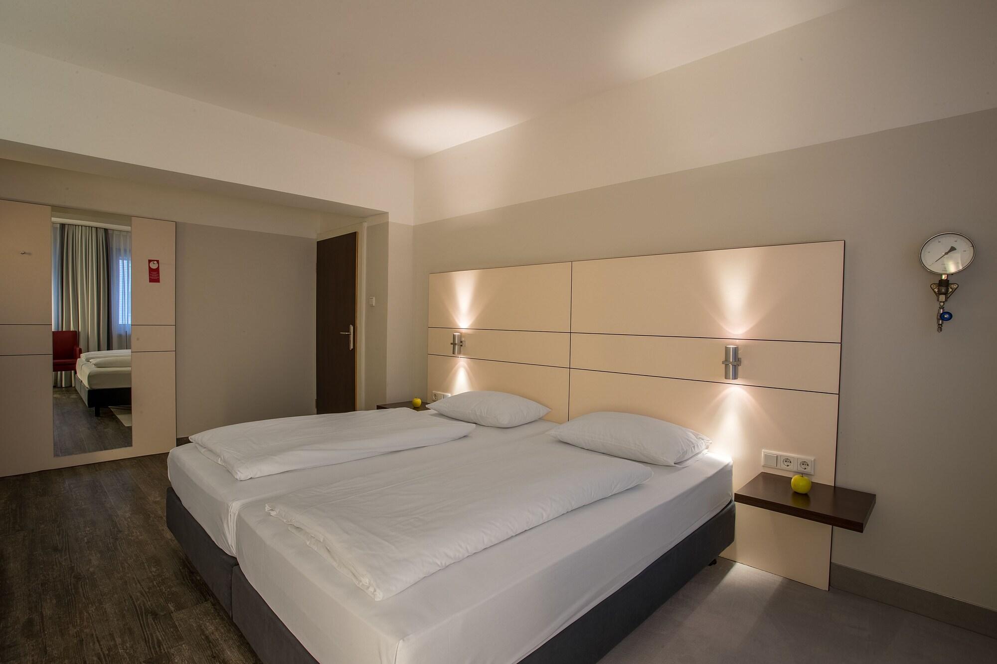 Ferrotel Duisburg - Partner Of Sorat Hotels Εξωτερικό φωτογραφία